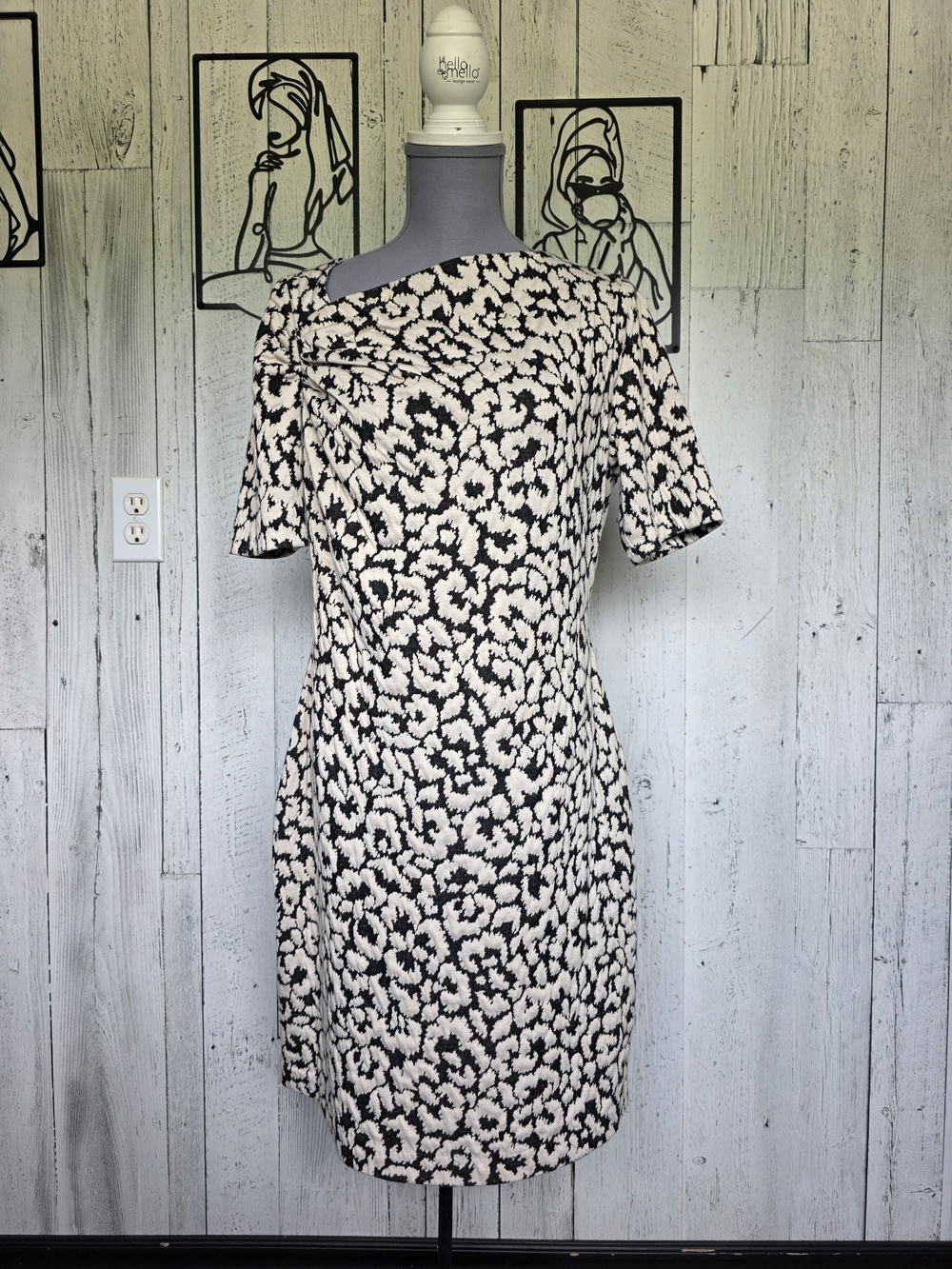Calvin Klein Black & Ivory Floral Sheath Dress Size 12 Career Cocktail